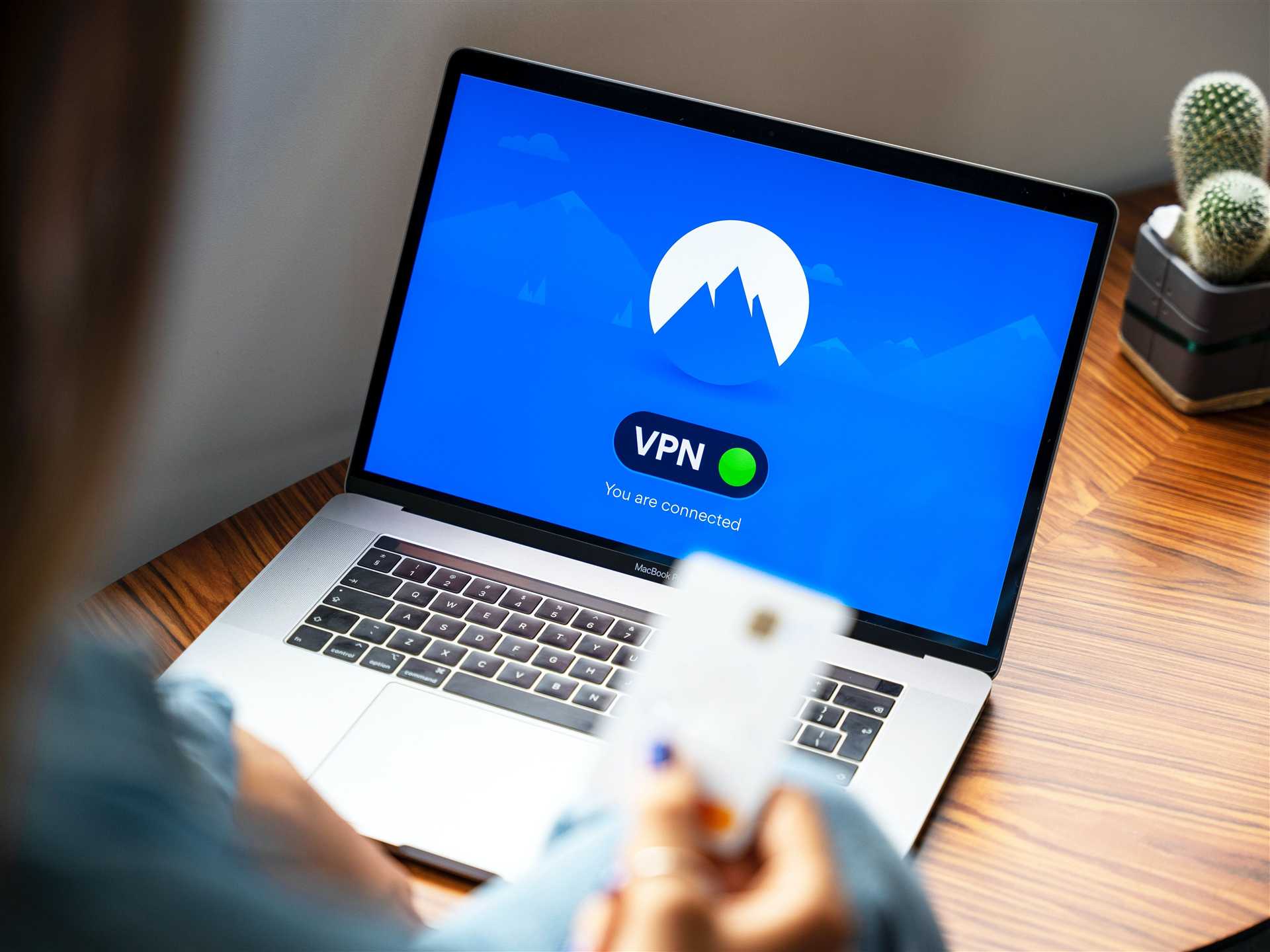 Assessing Security Features that Ensure Confidential Editing